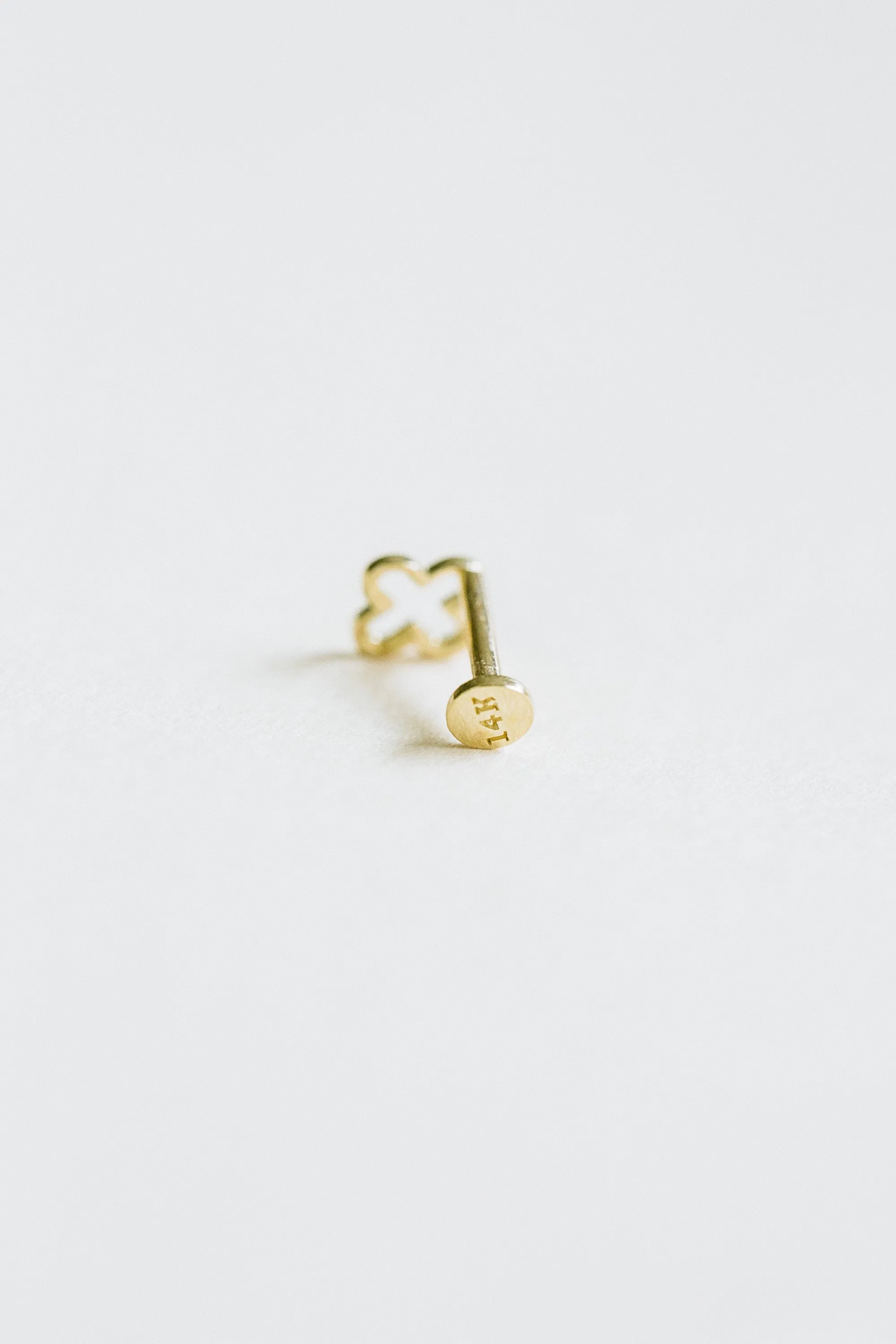 14k Gold Cartilage Open Clover Internally Internal Threaded Flat Back Labret