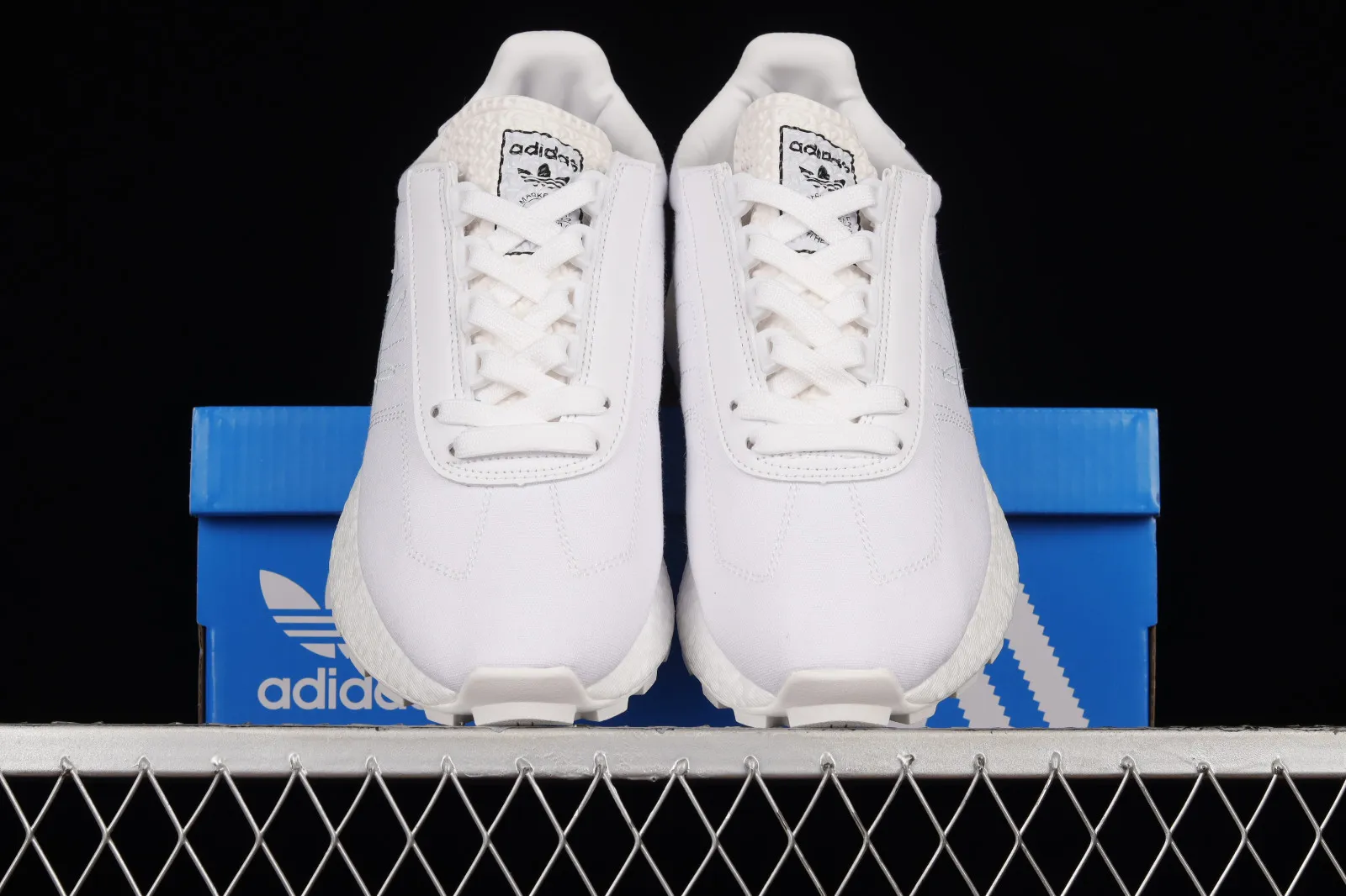 Adidas Original Retropy E5 Cloud White Gold GX3040