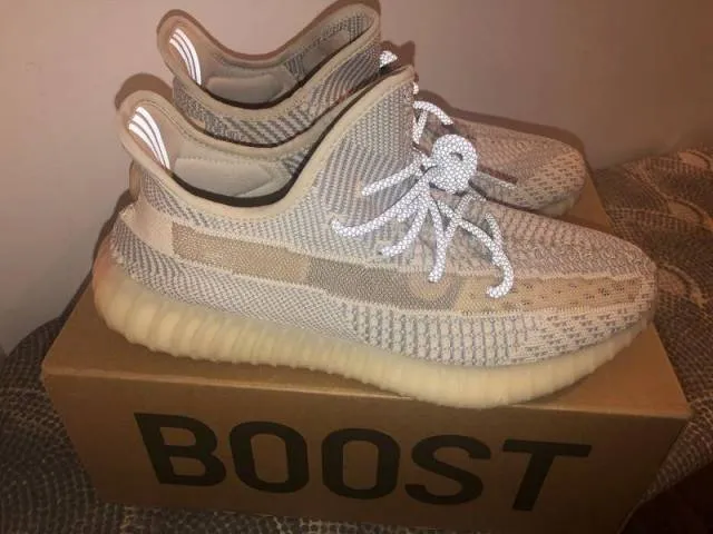 adidas Yeezy Boost 350 V2 Lundmark Non Reflective