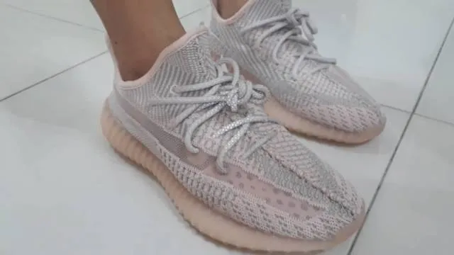 Adidas yeezy boost 350 v2 synth (non-reflective)