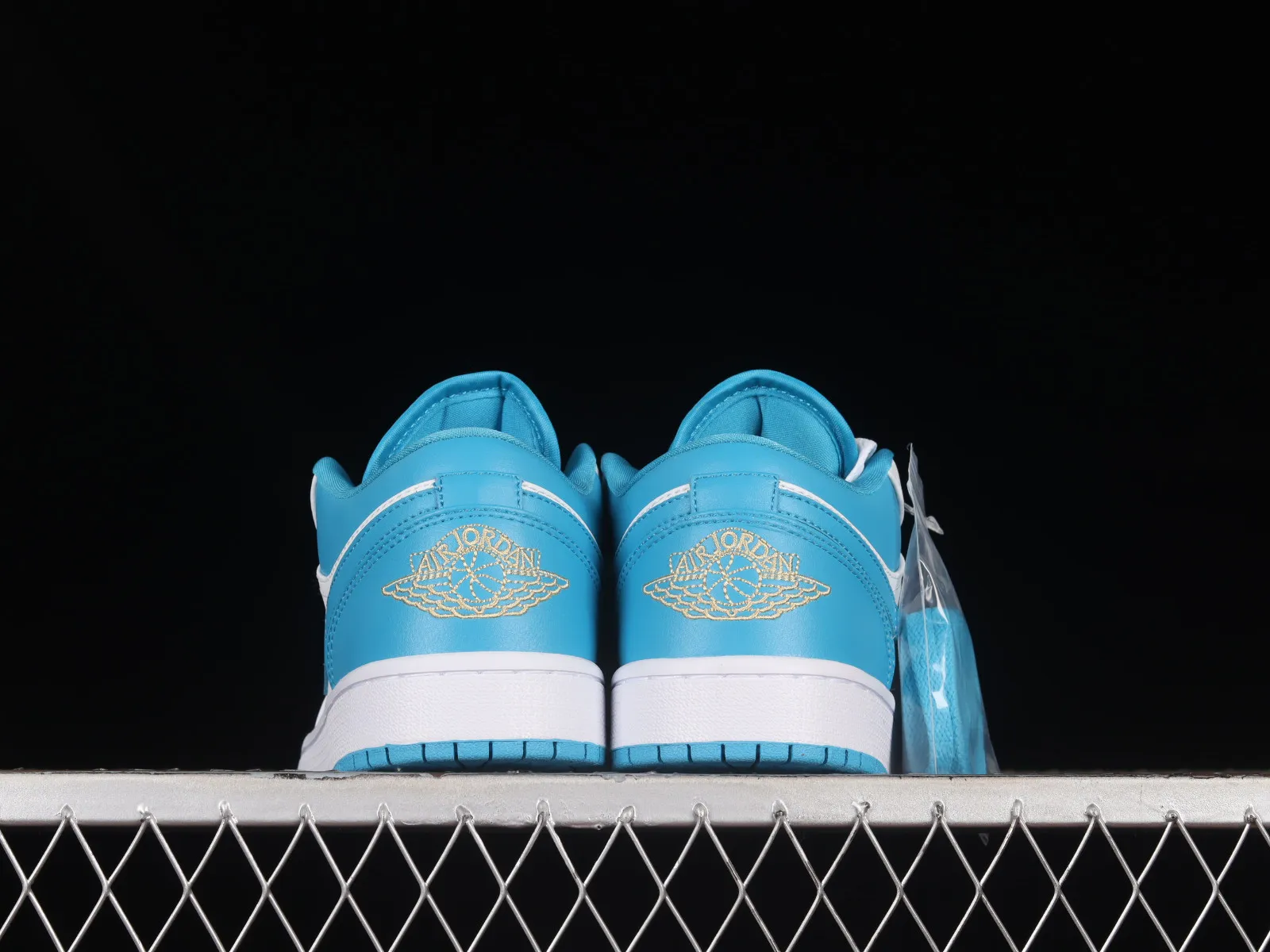 Air Jordan 1 Low Aquatone Teal White 553560-174