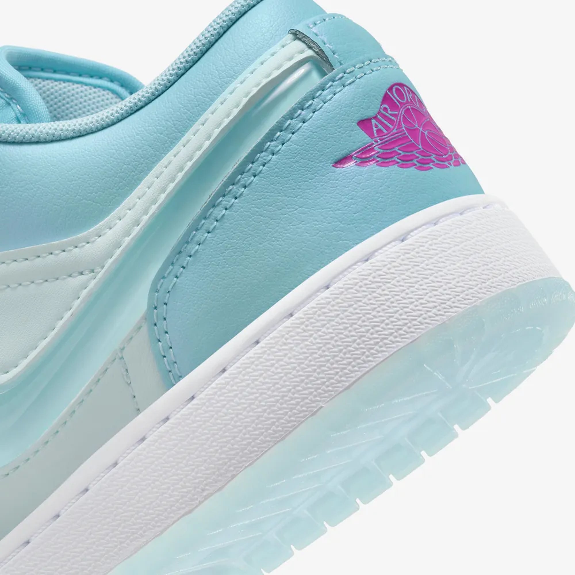 AIR JORDAN 1 LOW SE (GS) 'AQUARIUS BLUE/AQUARIUS BLUE-GLACIER BLUE'