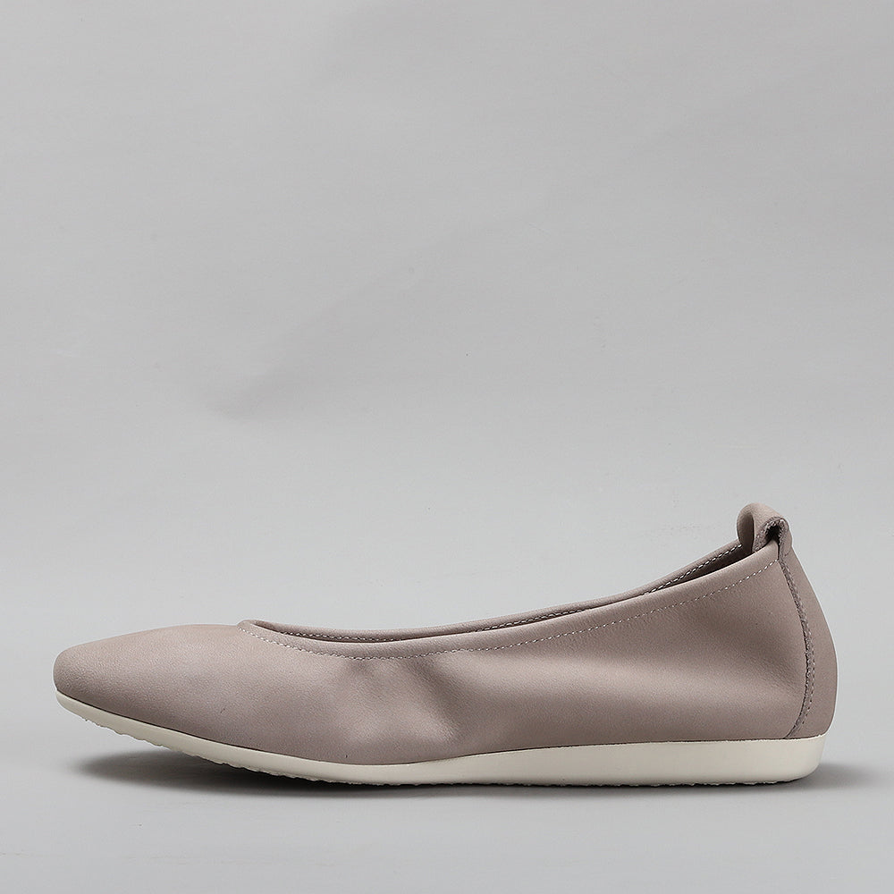 Barbie - Taupe Nubuck