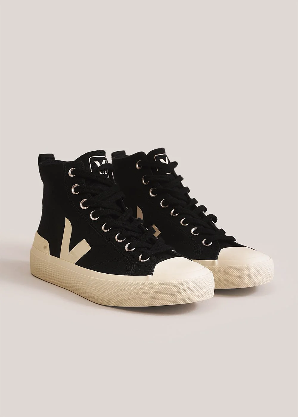 Black Pierre Wata II Sneakers