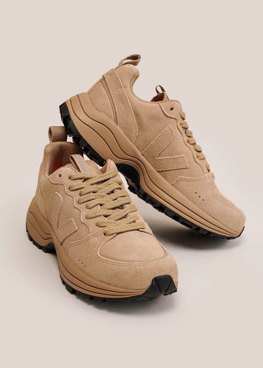 Full Sahara Suede Venturi Sneakers