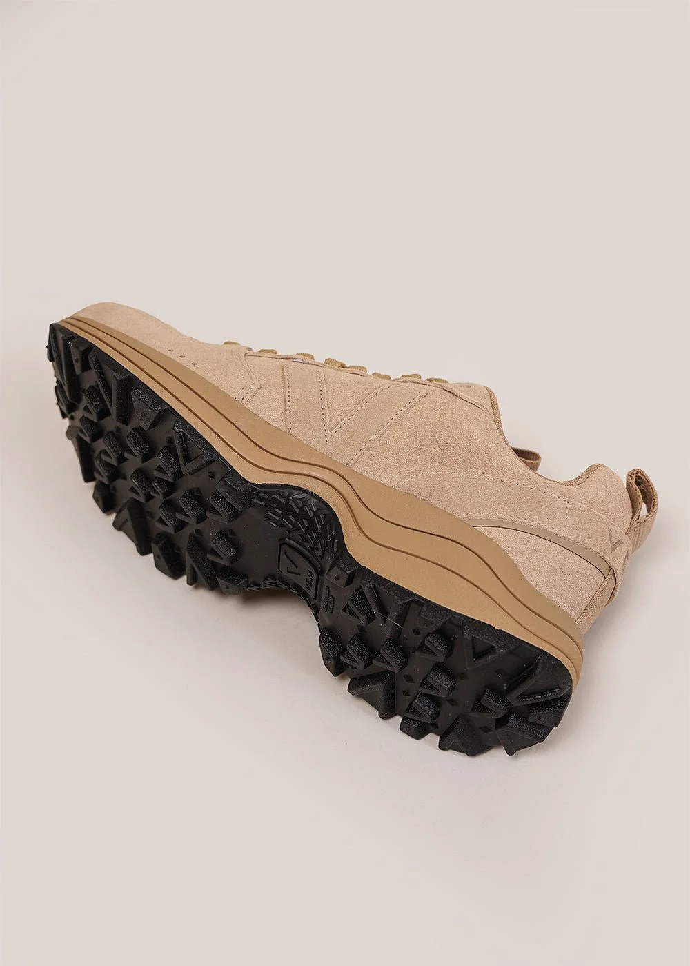 Full Sahara Suede Venturi Sneakers