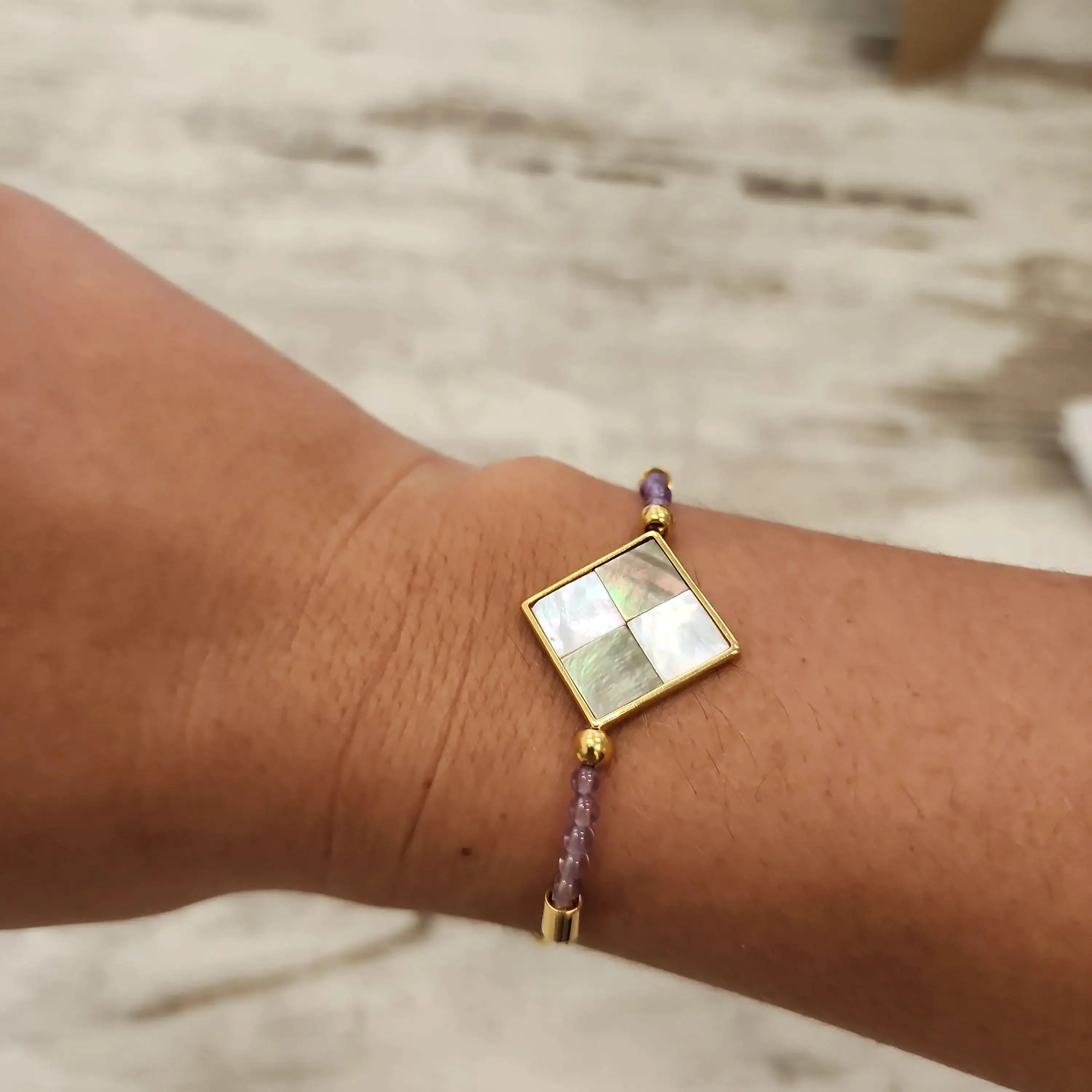 Le Square Amethyst & Mother of Pearl Bracelet - Nature Bijoux