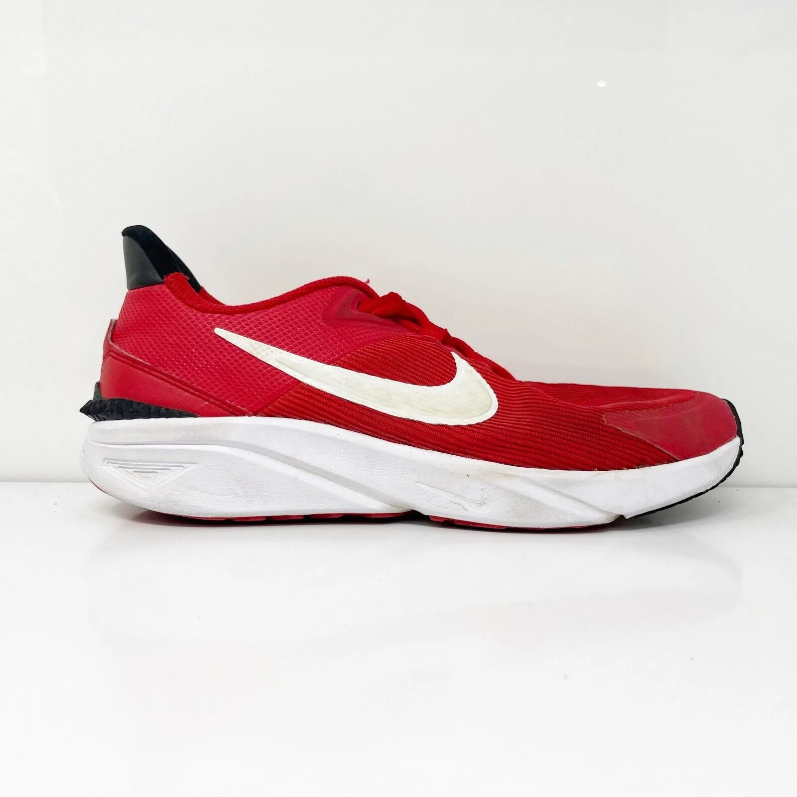 Nike Boys Star Runner 4 DX7615-600 Red Running Shoes Sneakers Size 5.5Y