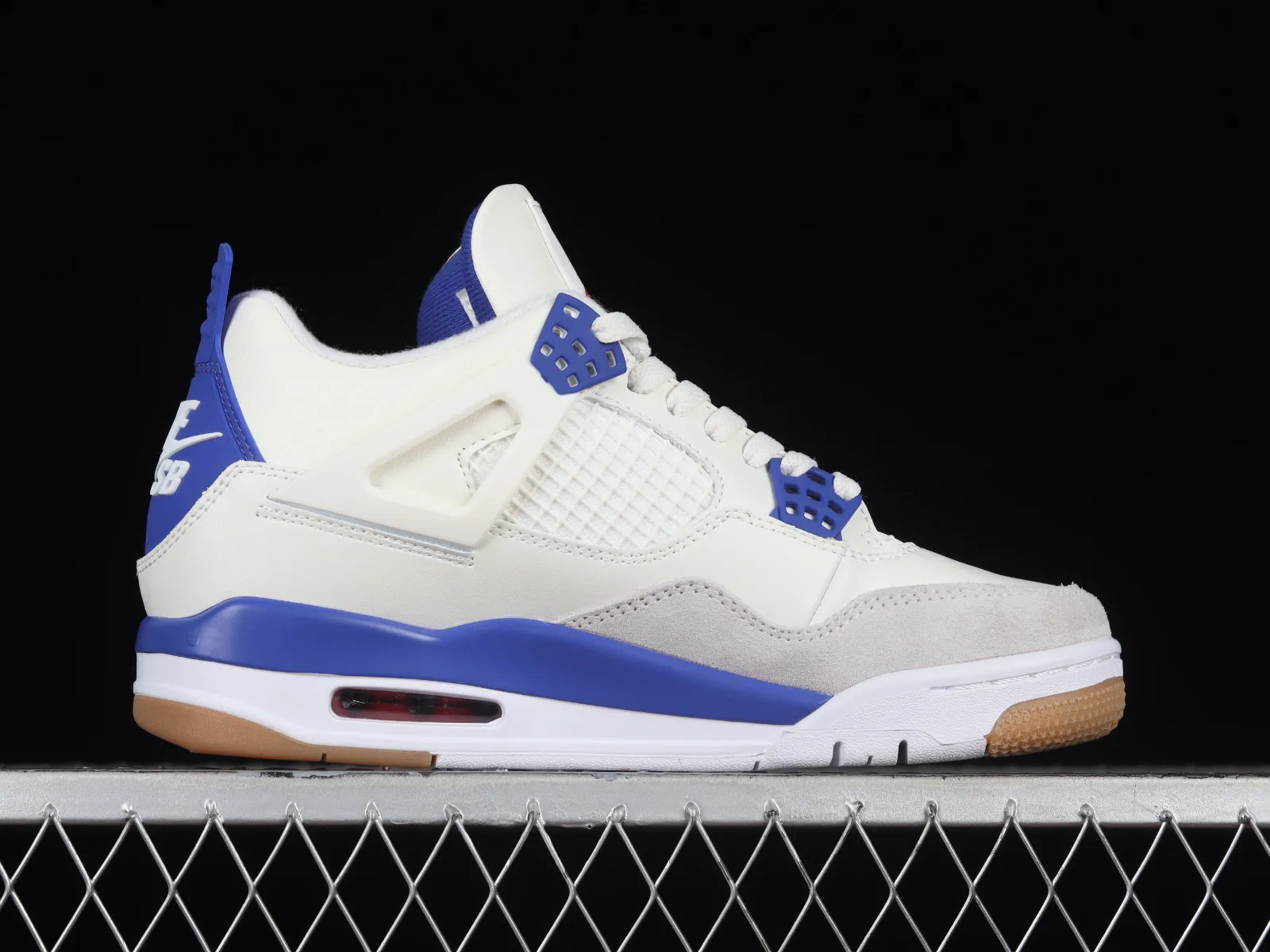 Nike SB x Air Jordan 4 Sapphire White Royal Blue Gum DR5415-102