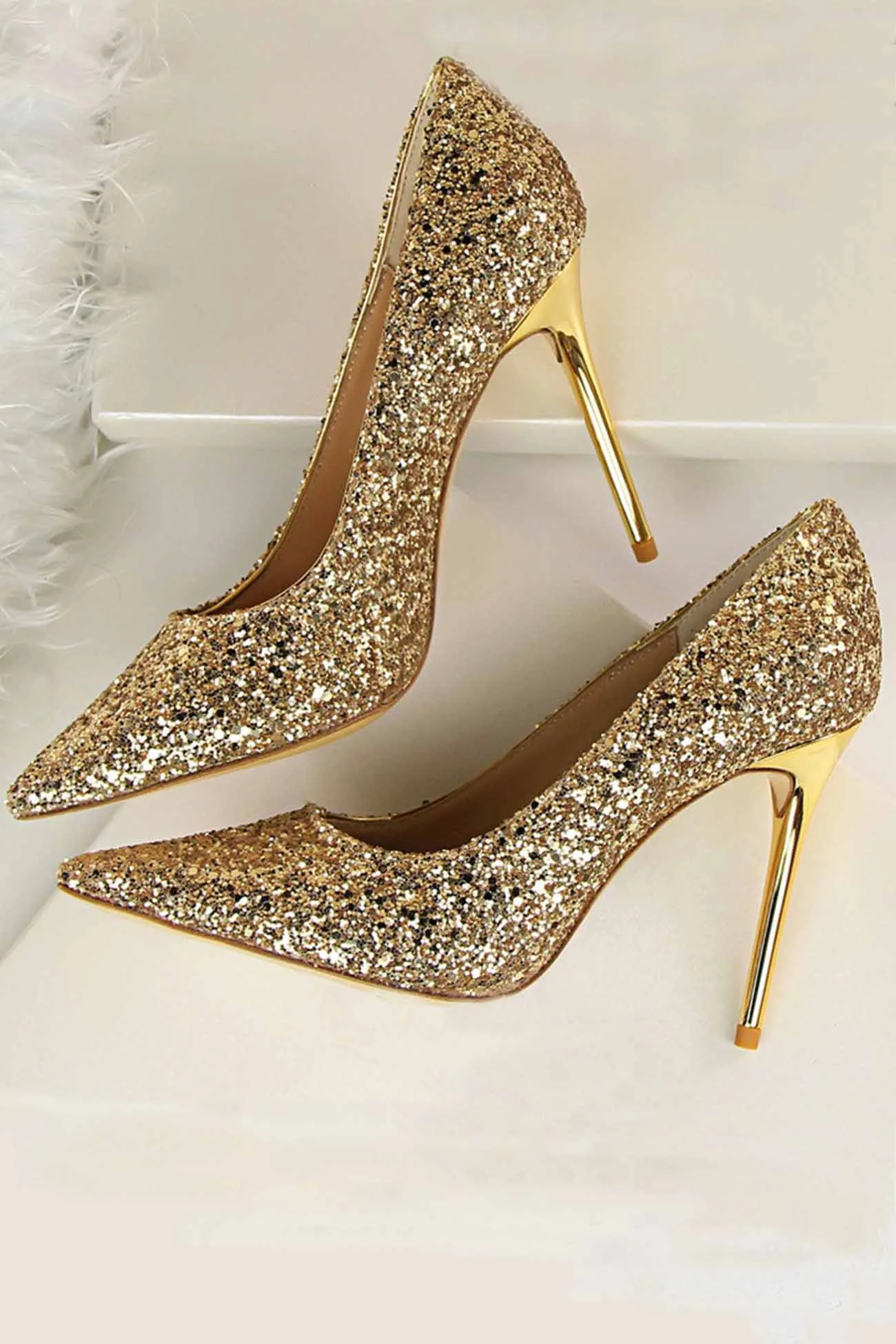 Pointed Toe Sequined High Heels