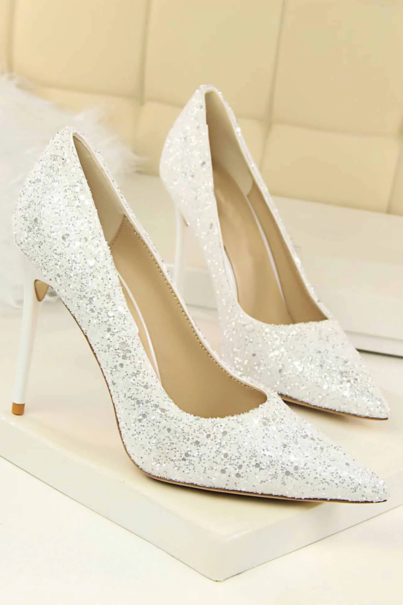 Pointed Toe Sequined High Heels