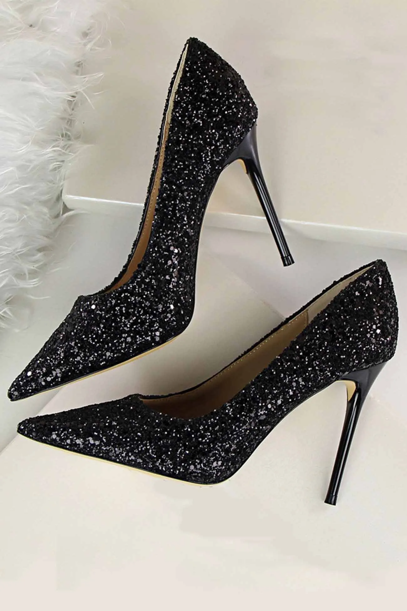 Pointed Toe Sequined High Heels