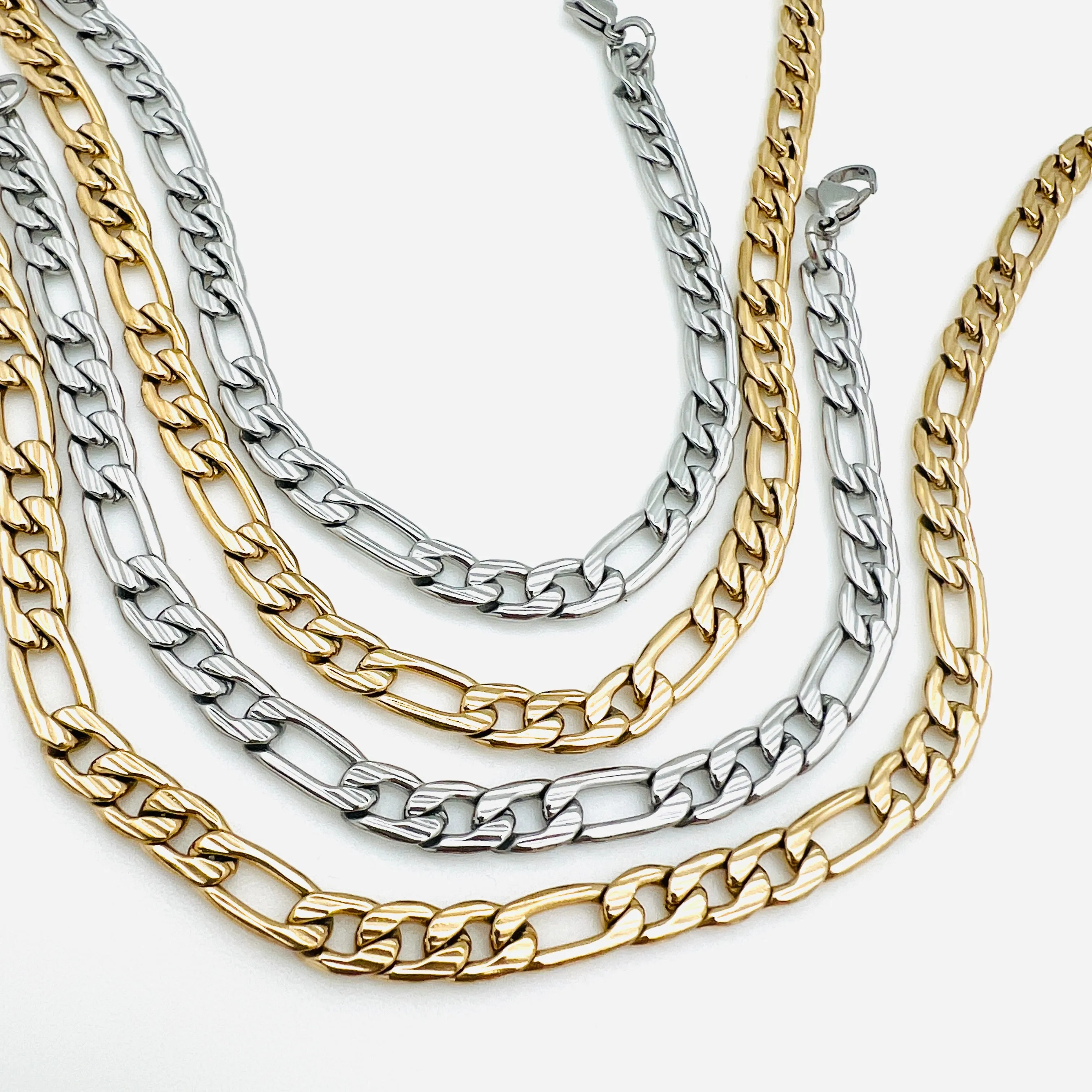 Stainless Textured Fiagaro Chain