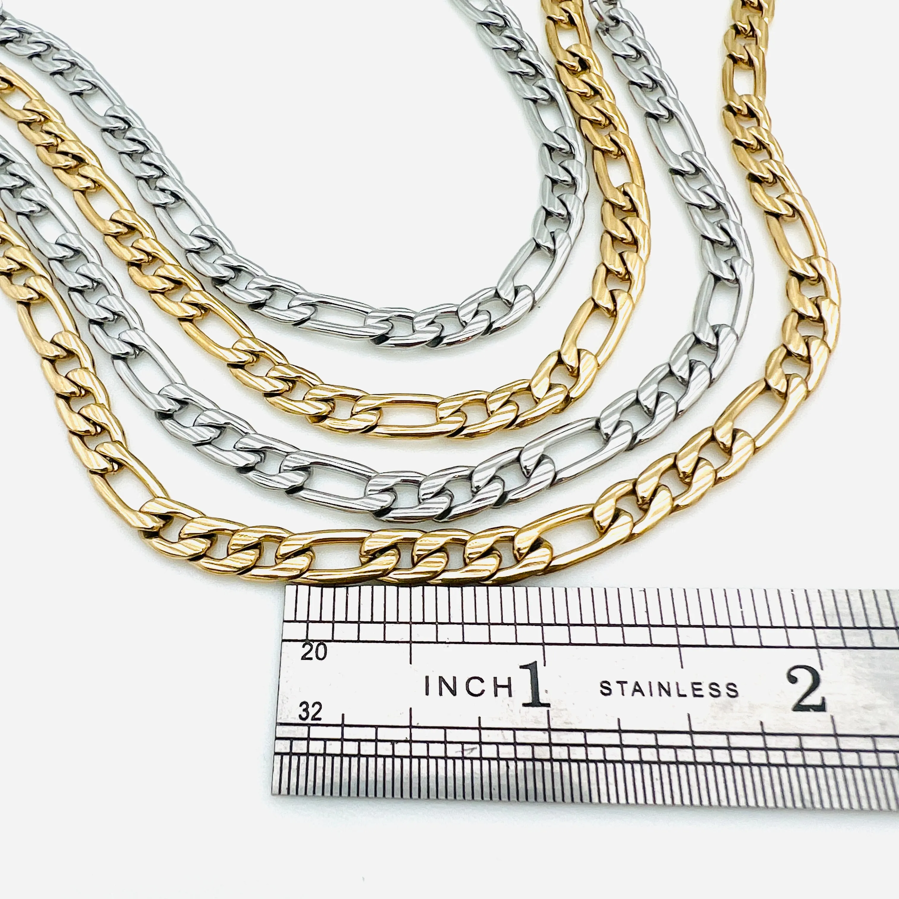 Stainless Textured Fiagaro Chain