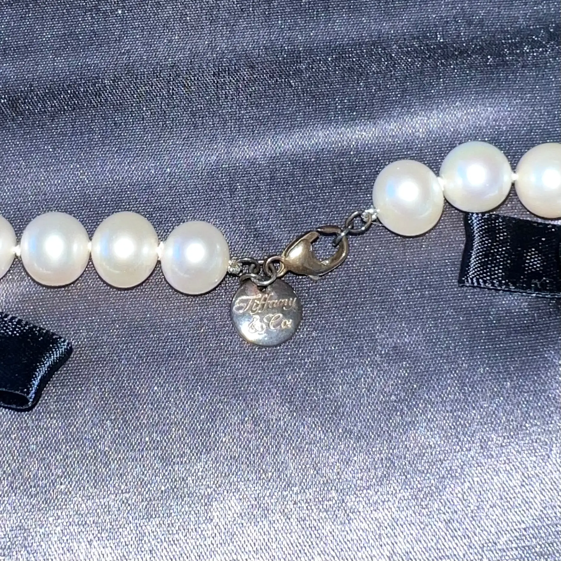 Tiffany & Co. Pearl Necklace with silver clasp