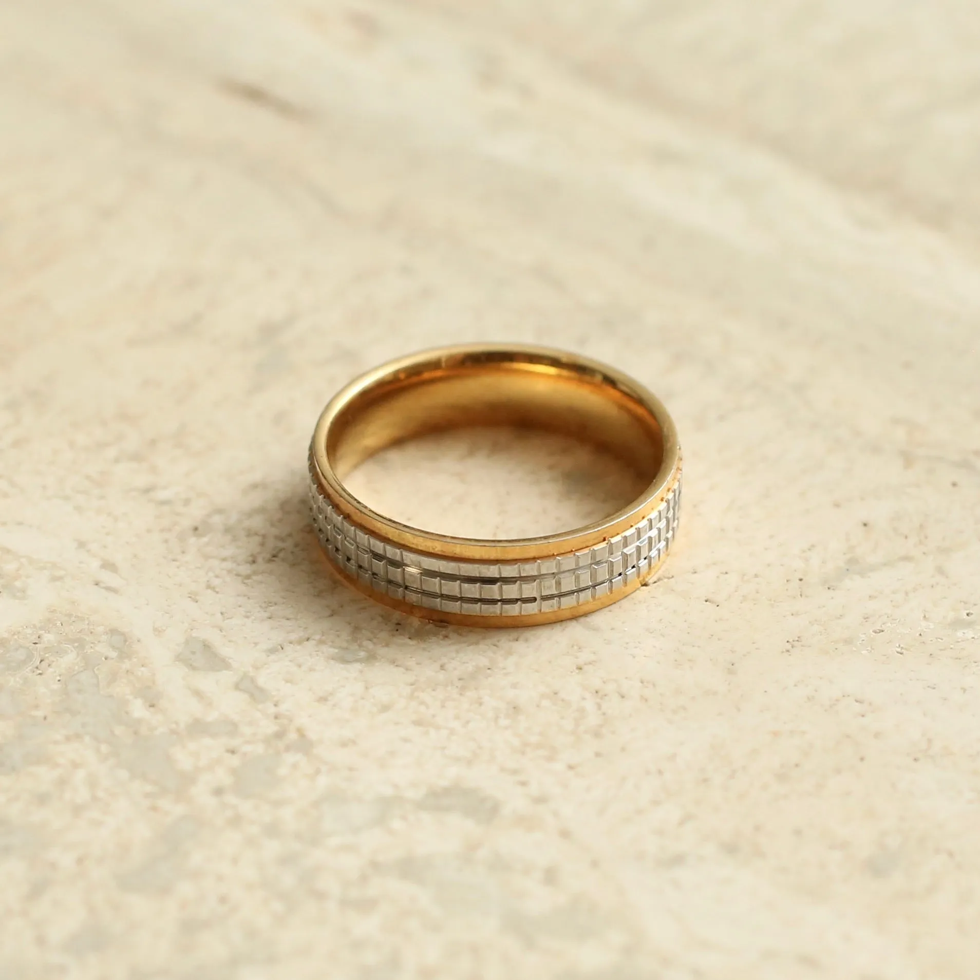 Two tone Maverick Ring