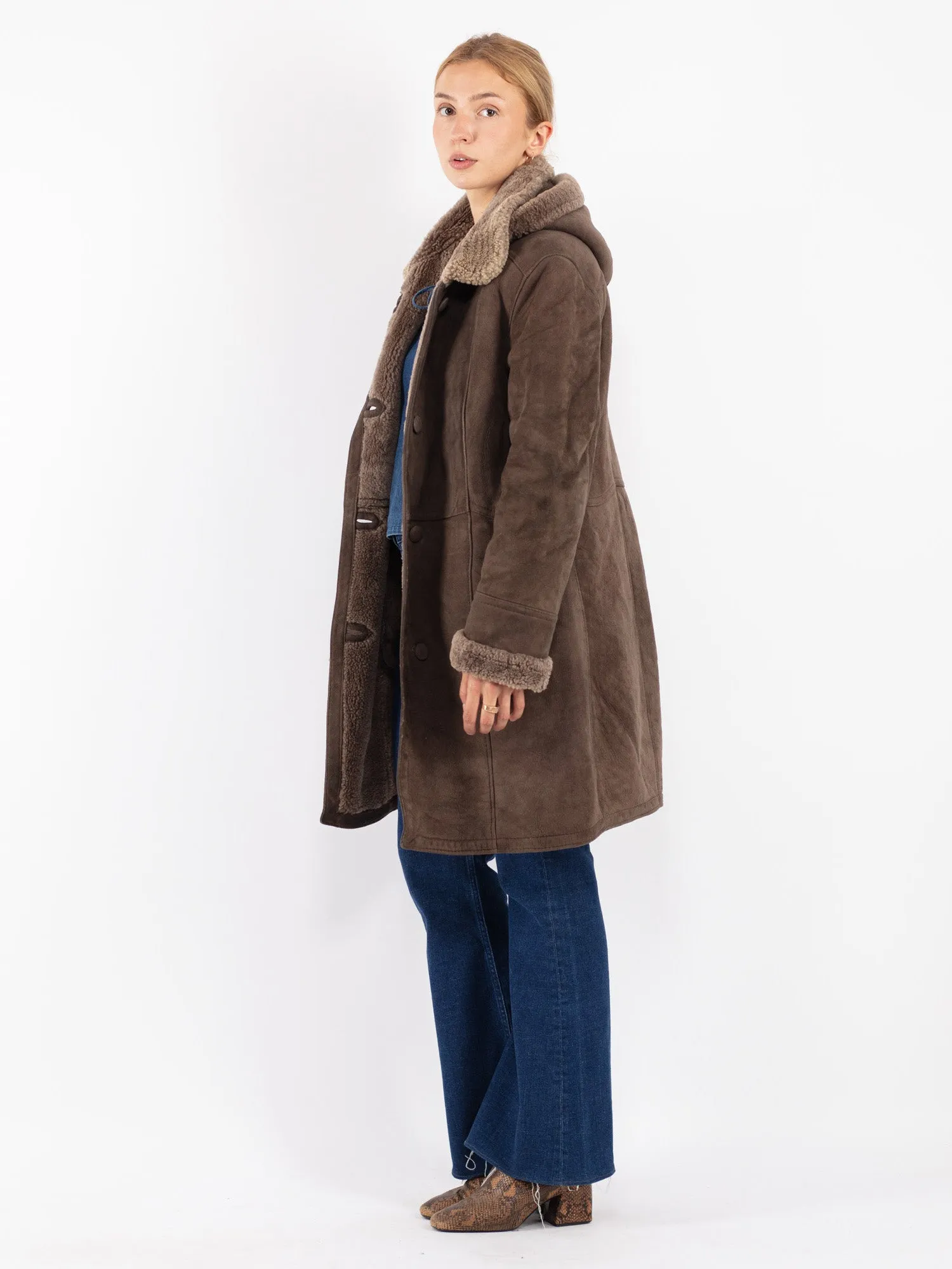 Vintage 90's Women Hooded Sheepskin Coat in Brown