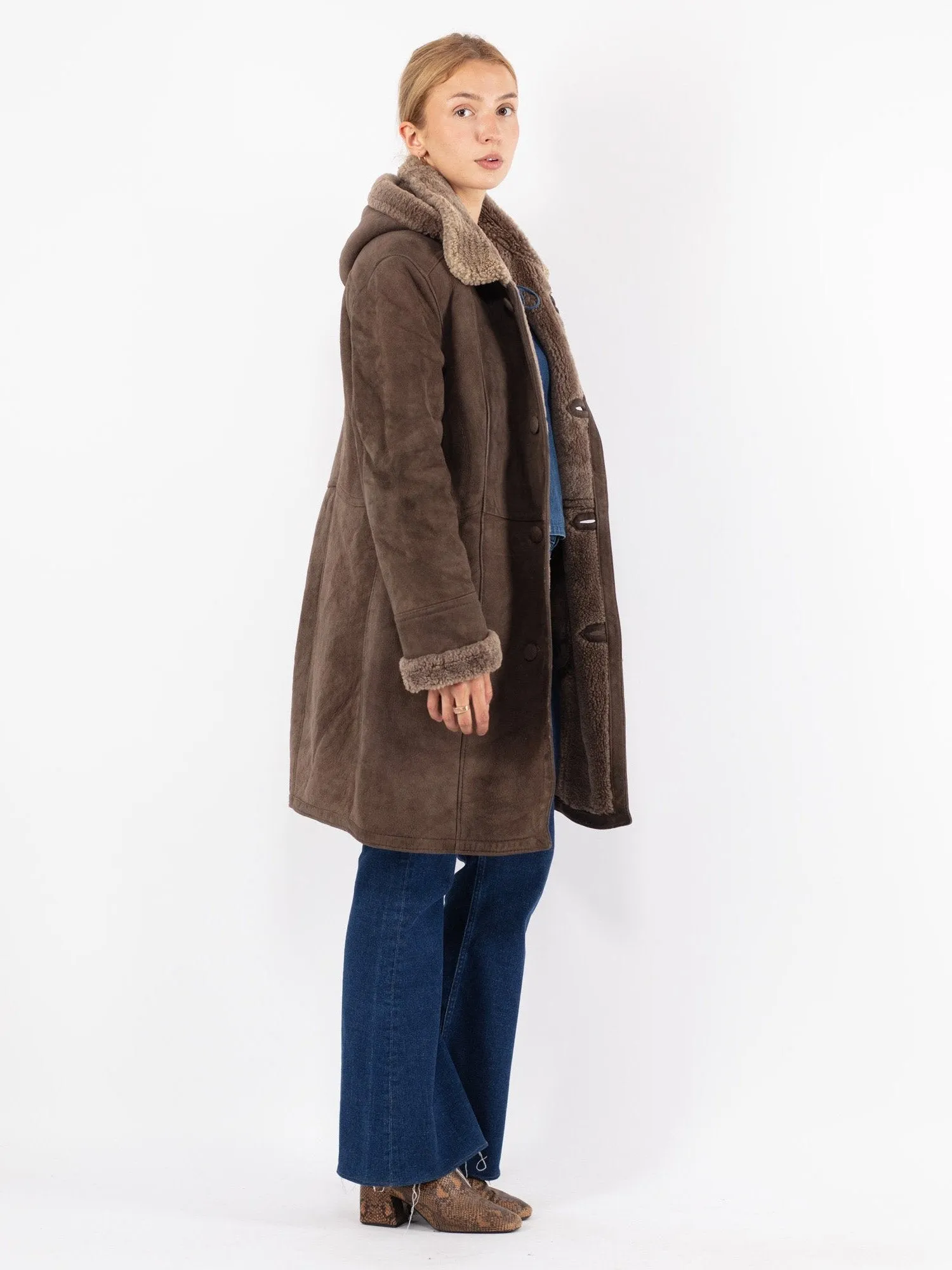 Vintage 90's Women Hooded Sheepskin Coat in Brown