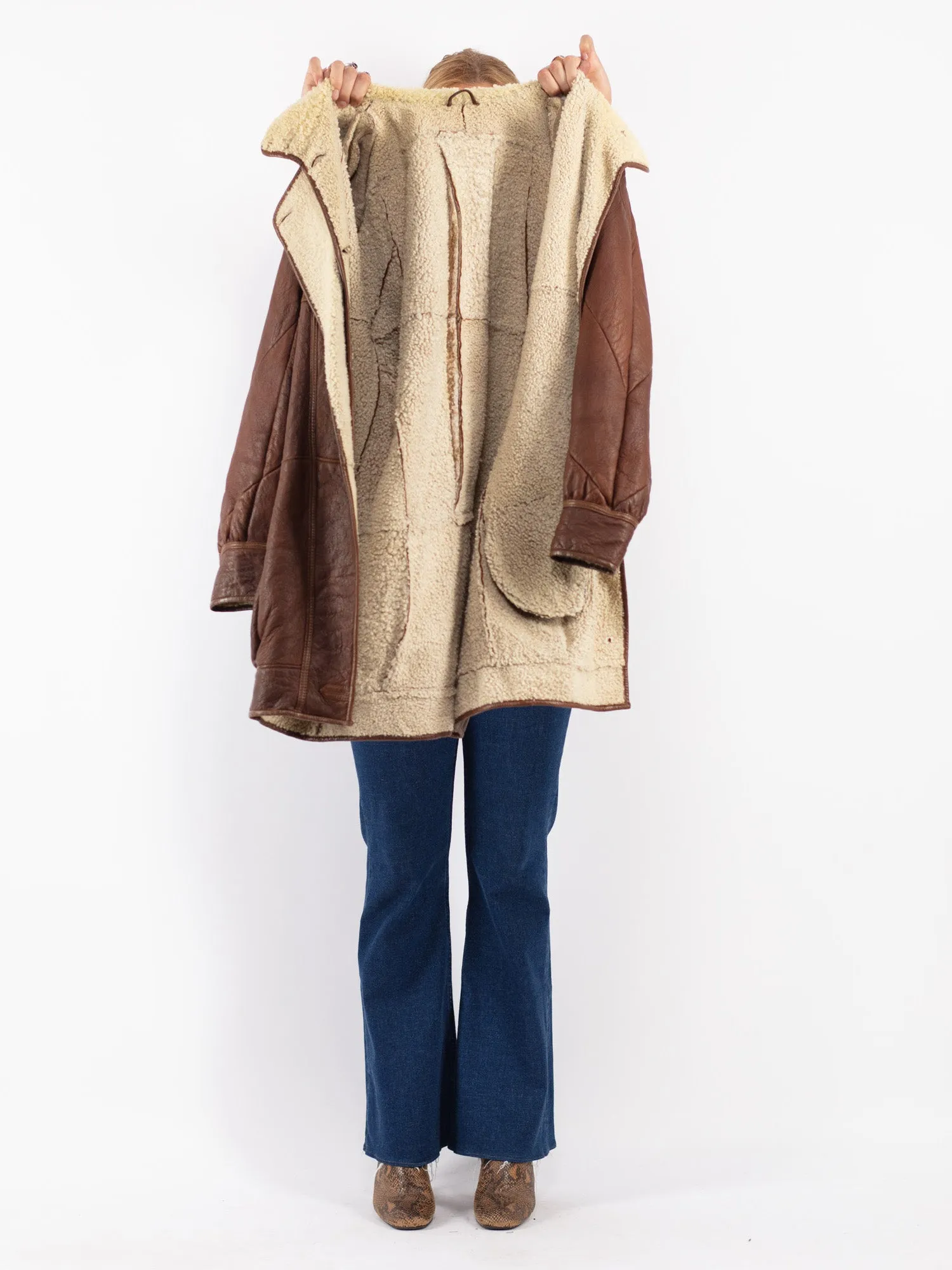 Vintage 90's Women Sheepskin Coat in Brown