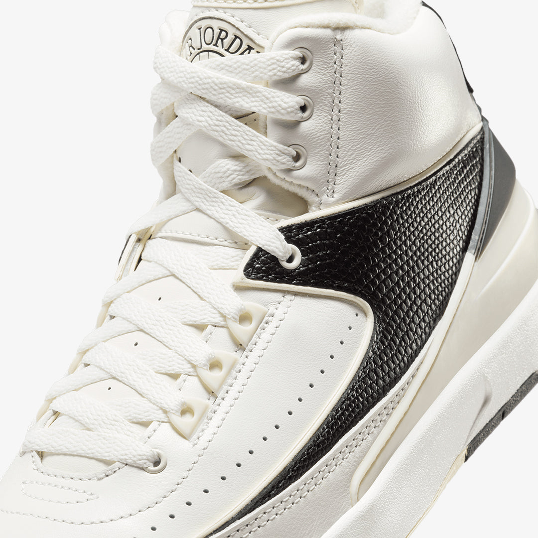 WMN'S AIR JORDAN 2 RETRO 'SAIL/COCONUT MILK-BLACK'