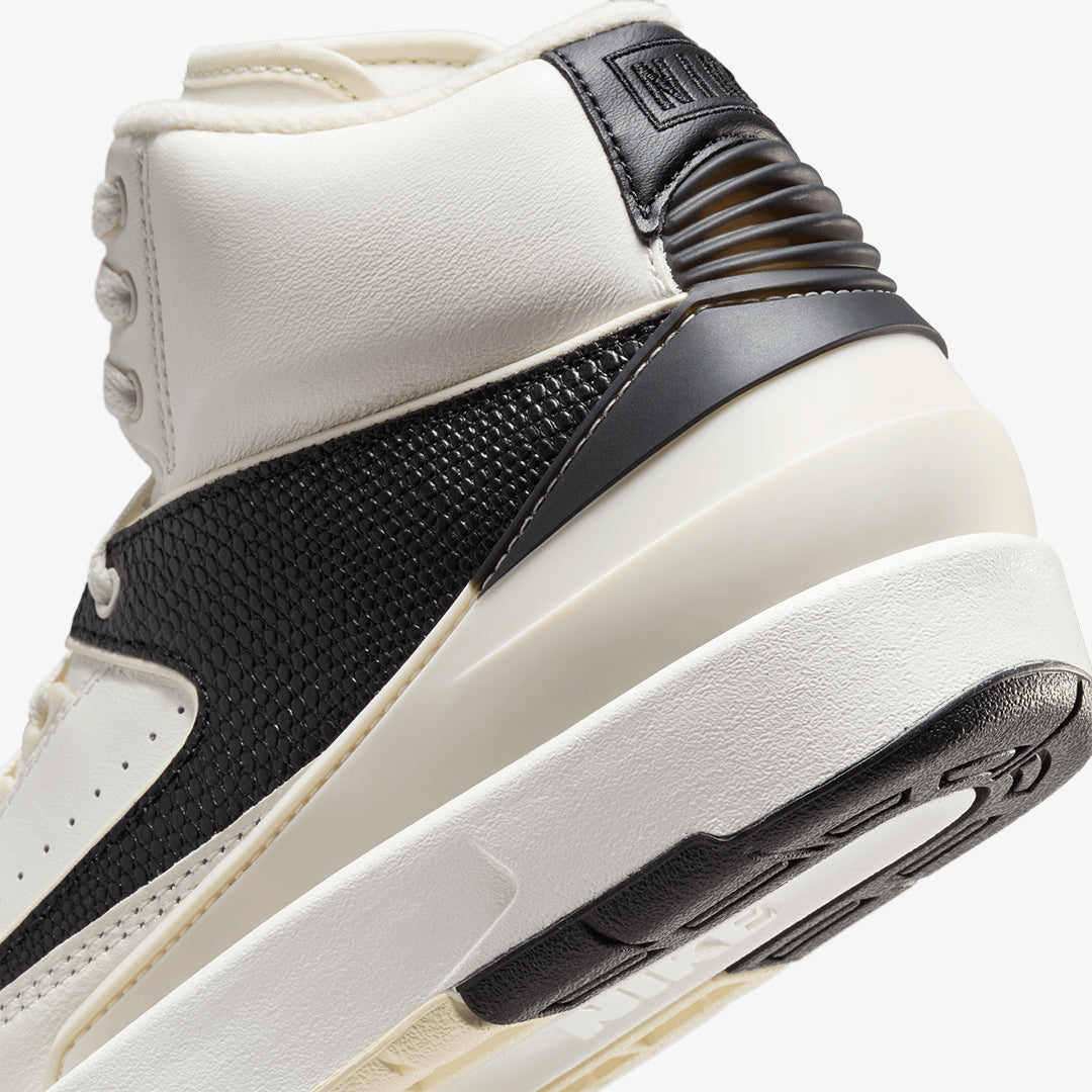 WMN'S AIR JORDAN 2 RETRO 'SAIL/COCONUT MILK-BLACK'